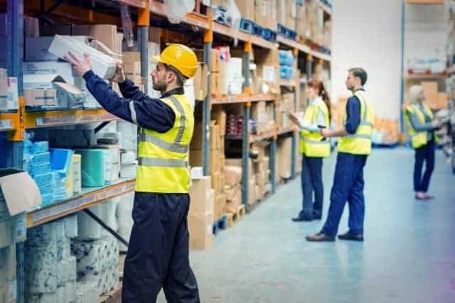 MÉTODOS DE CONTROLE DE ESTOQUE: COMO APLICAR O PREÇO MÉDIO NA SUA EMPRESA